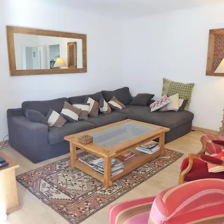 Holiday home Sleeps 11 Wifi